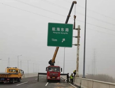 黄石黄石悬臂式交通标志杆